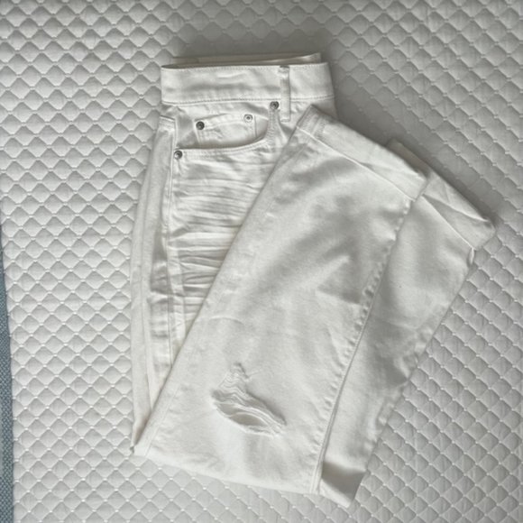 NWT LOFT White Distressed Jeans High Waisted Size 27/4 - Picture 1 of 8